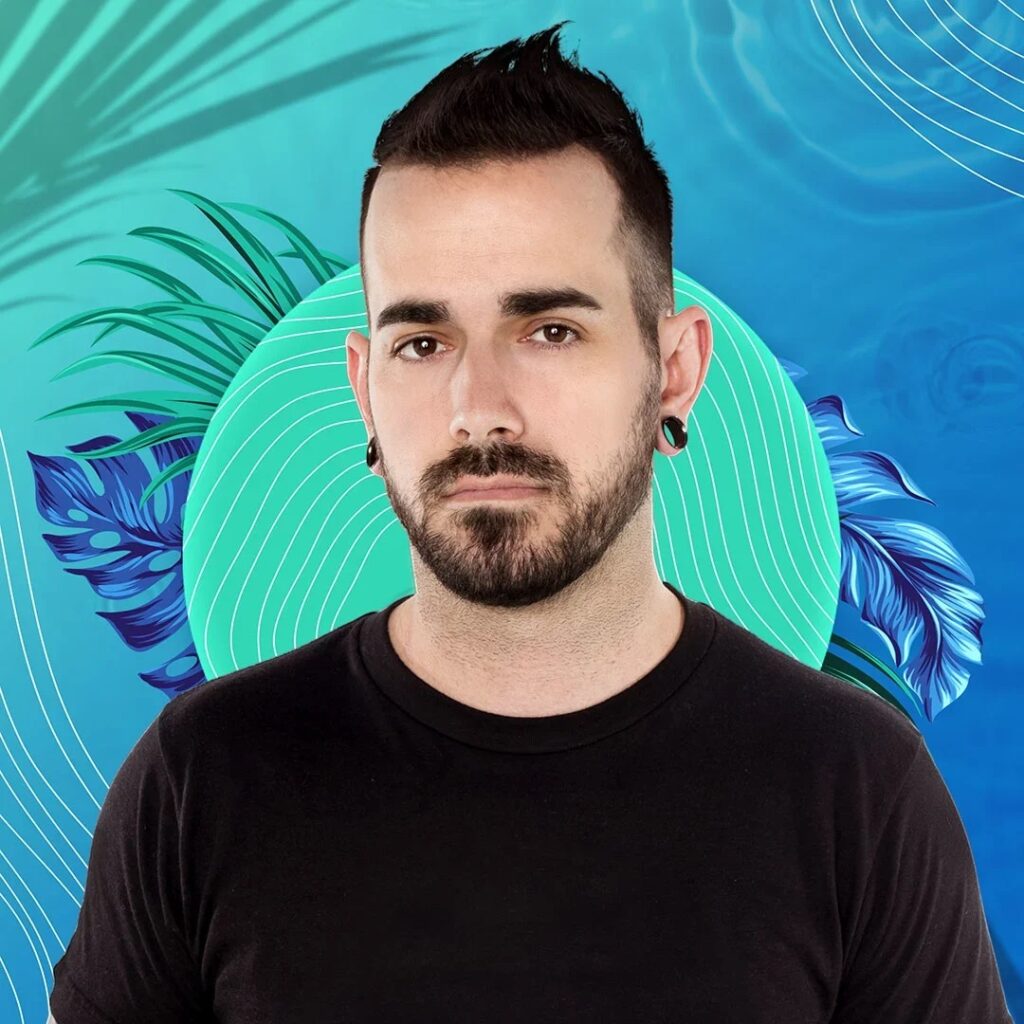 DJ Shift at Liquid Pool
